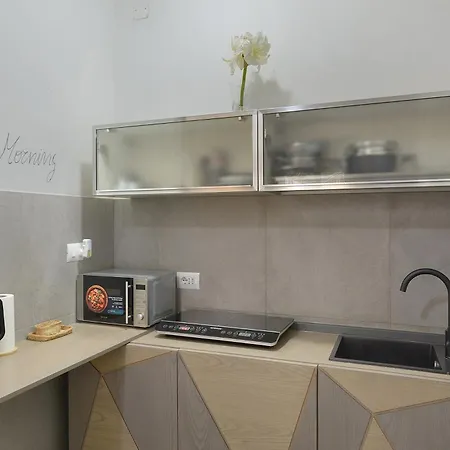 Lally's Nest Apartamento Rapallo