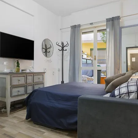 Lally's Nest Apartment *