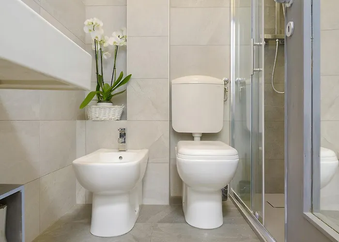 Lally's Nest Apartamento *