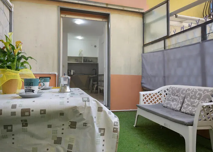 Lally's Nest Apartamento Rapallo